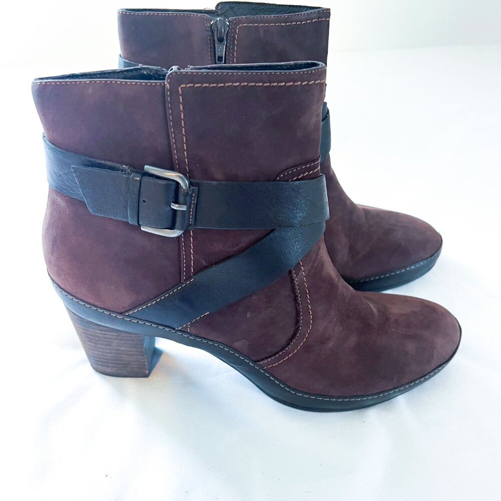 Clarks Artisan Brown Leather Ankle Boots Booties Buckle Strap Zip Up Chunky 10M - Picture 4 of 10